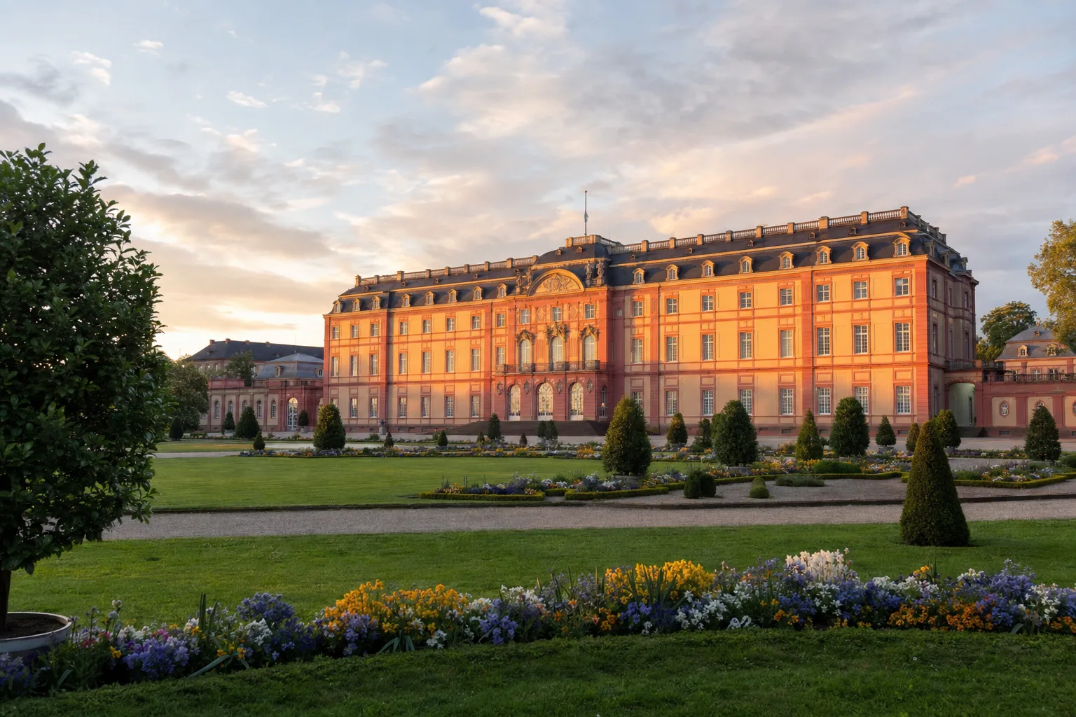 Barockschloss Bruchsal mit Gärten