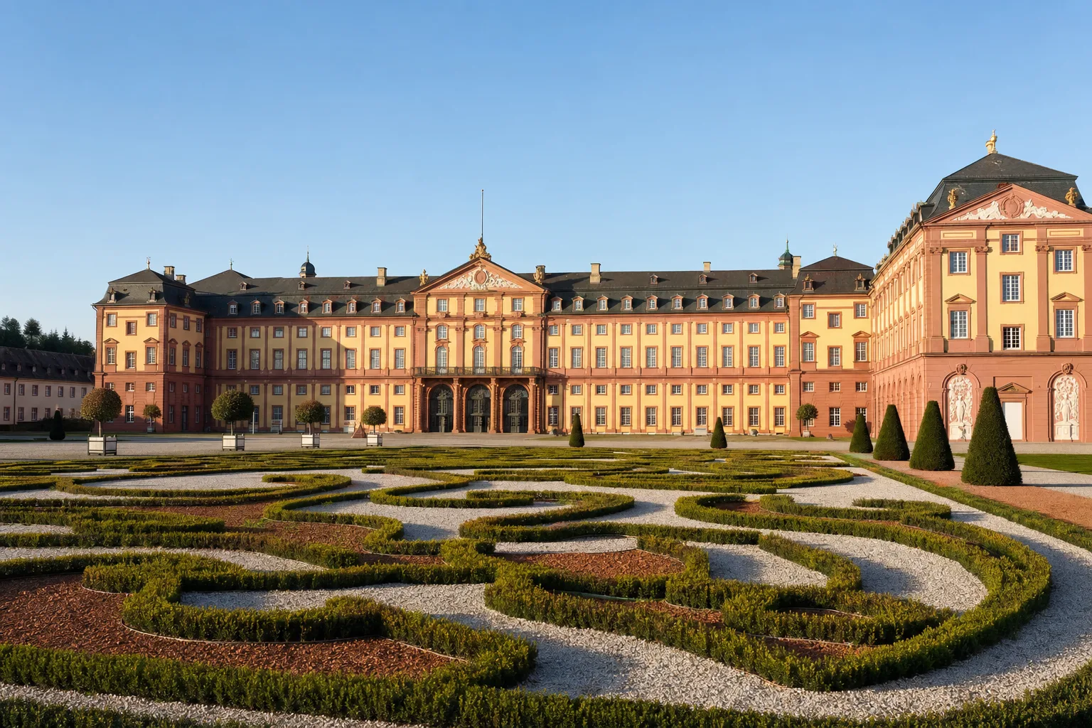 Residenzschloss Rastatt mit Gärten